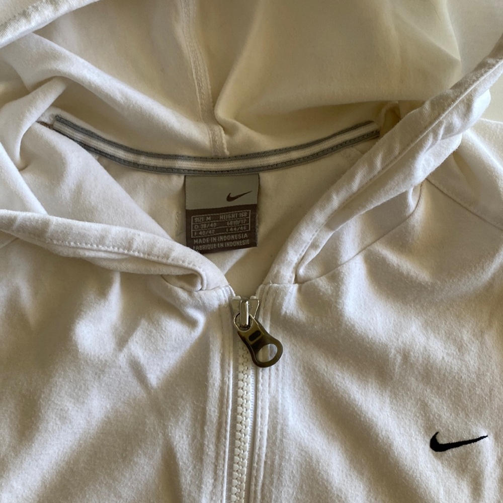 Nike athletic fully zippered hoodie jacket sweater short  sleeves size M